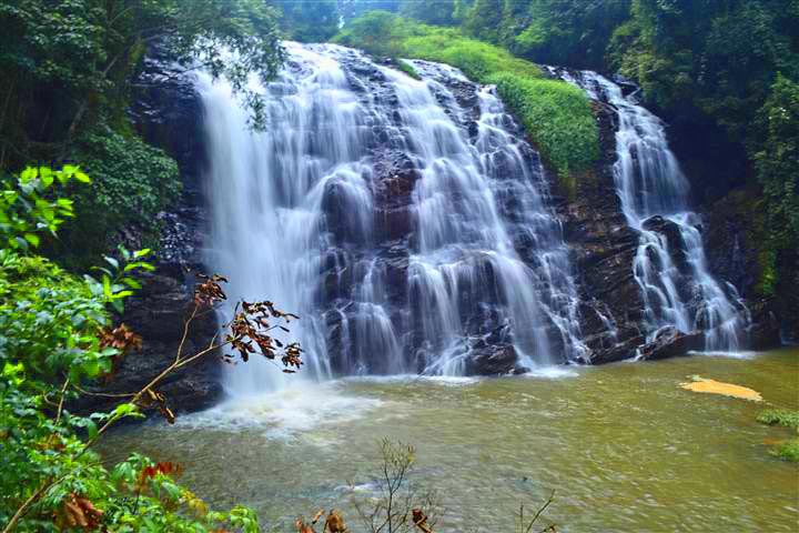 Mangalore - Sakleshpur - Chikmagalur - Nagarahole - Mysore - Bangalore Tour