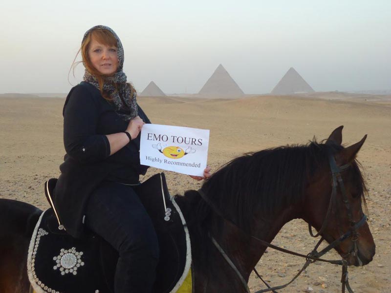 Day Tour Visiting Giza Pyramids, Sphinx, Valley Temple, Memphis And Sakkara