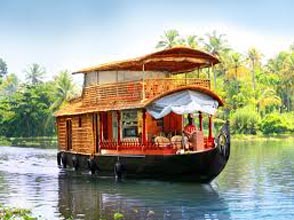 Munnar Alleppey Houseboat  Tour
