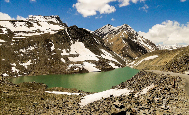 Ladakh Unravelled: High Altitude Lakes And Mountain Passes Tour