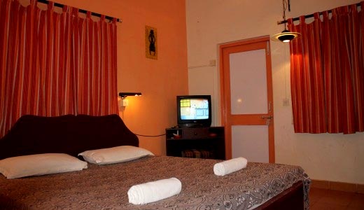 Budget Package with Ondas Do Mar Beach Resort