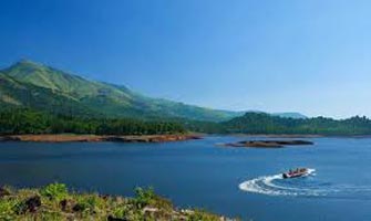 Kerala Beaches And Forests Tour