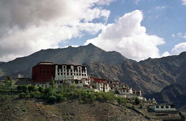 Kullu - Manali - Leh - Ladakh - Kargil - Srinagar Tour