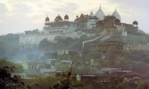 Varanasi with Lucknow Tour