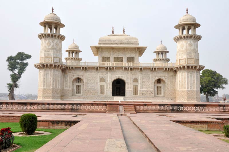 Same Day Tour Agra by Ac Car 