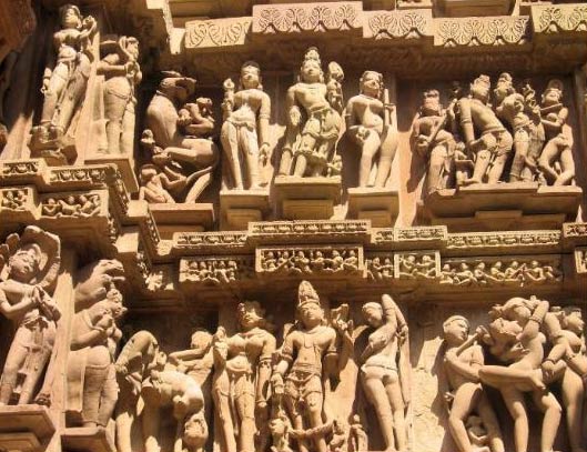 Golden Triangle Tour With Orchha, Khajuraho And Varanasi