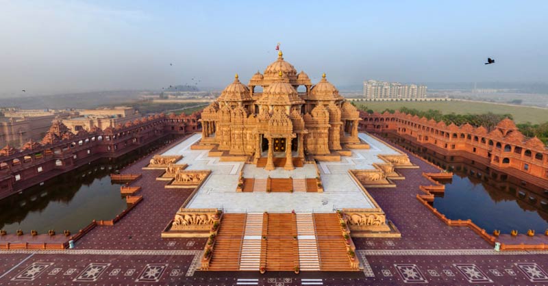 Golden Triangle Tour With Orchha, Khajuraho And Varanasi
