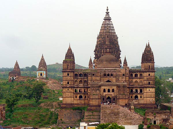 Golden Triangle Tour With Orchha, Khajuraho And Varanasi