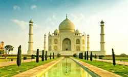 Saprkling Delhi & Taj Mahal With Mathura Tour