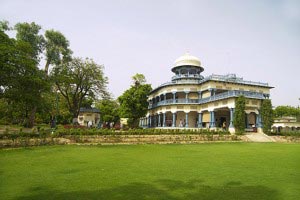 Allahabad - Ayodhya - Varanasi - Gaya Tour
