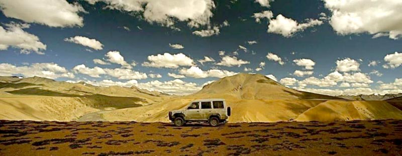 4 Lakes 12 Passes Of Ladakh Bike And Jeep Tour