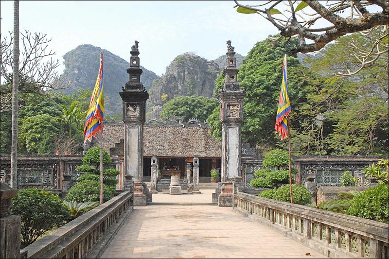 Viet Nam Exploration