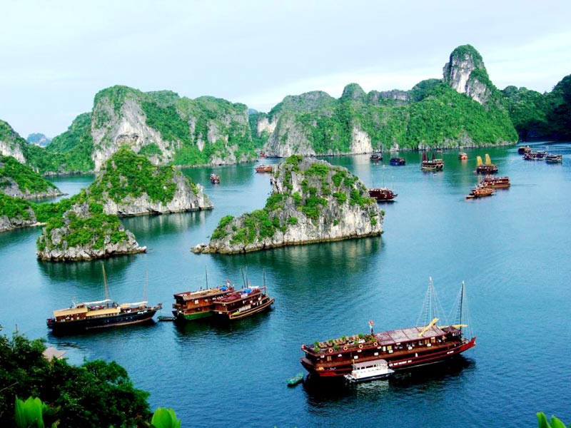 VIETNAM EXPLORATION (2 pax minimum) 10 DAYS 9 NIGHTS 