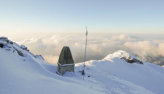 Kedarkantha Trek 2025