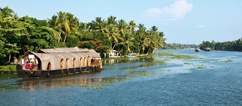 Kerala Backwaters Tour With Temples Of South India (Enjoy The Kerala Houseboats)