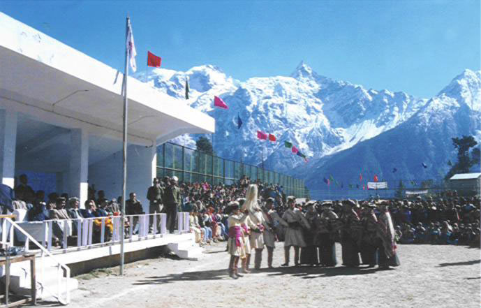 Chandigarh,Pinjore,Shimla,Rampur,Sarahan,Kalpa,Sangla Tour