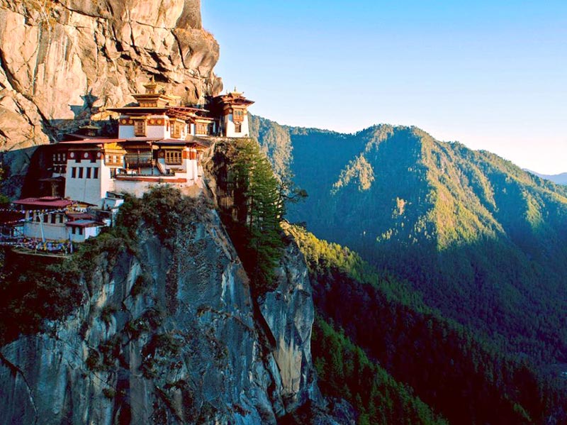 Bhutan Luxurious Travel Package