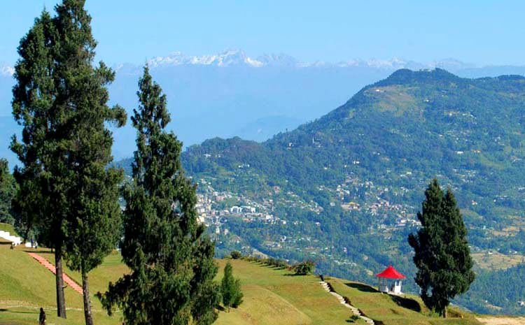 Kalimpong - Gangtok - Pelling - Darjeeling Tour