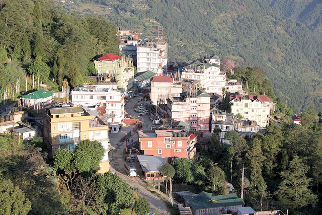 08 Nights 09 Days - Gangtok (3+1 N), Lachung (2 N), Pelling (2 N).