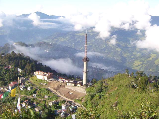10 Nights 11 Days - Kalimpong (2 Nights), Gangtok (3 Nights), Pelling (2 Nights), Darjeeling Tour