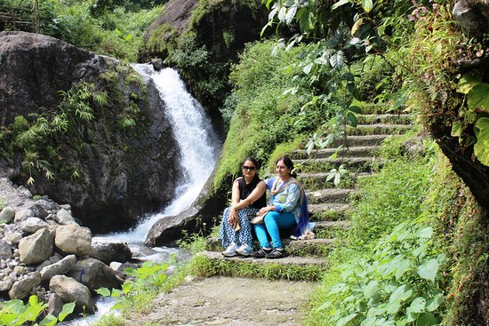 Kalimpong, Gangtok & Darjeeling Tour
