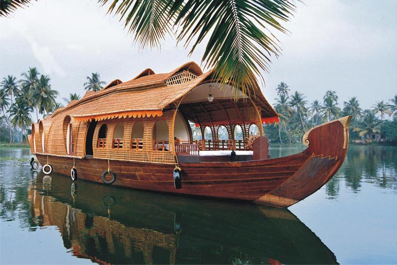Kerala 5N /6D Honeymoon Package