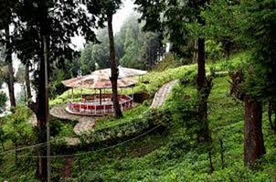 North East Delight With Pelling Package