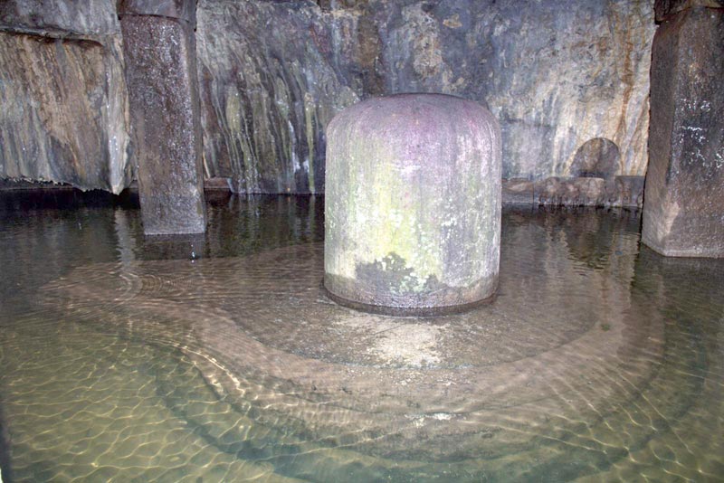 Vasota Fort & Pateshwar Caves Tour