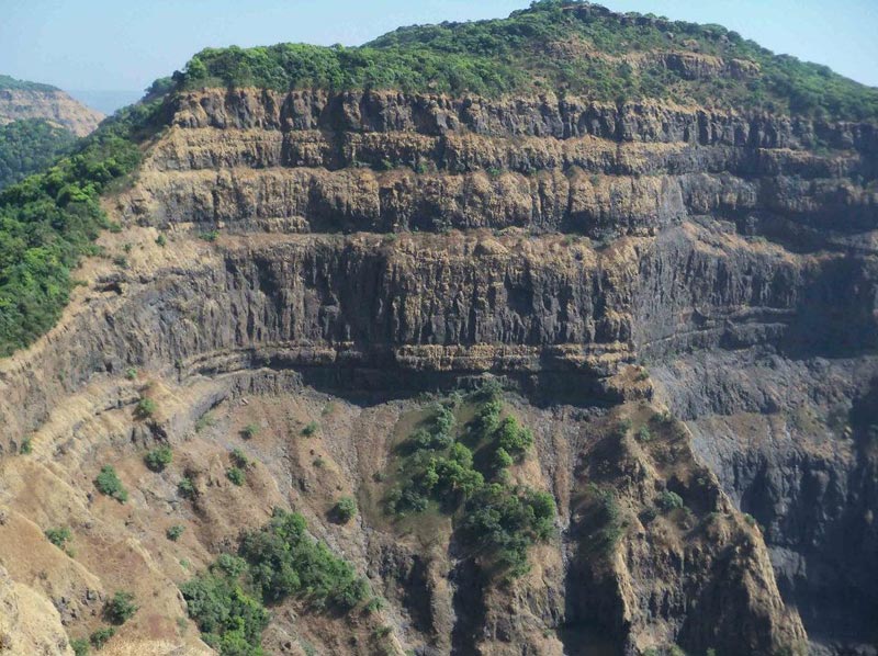 Vasota Fort & Pateshwar Caves Tour