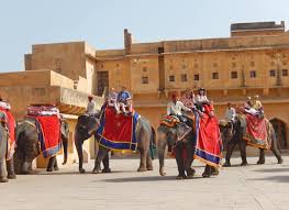 DELHI – AGRA – JAIPUR (RAJASTHAN) – GOLDEN TRIANGLE TOUR PACKAGE – 5 DAYS