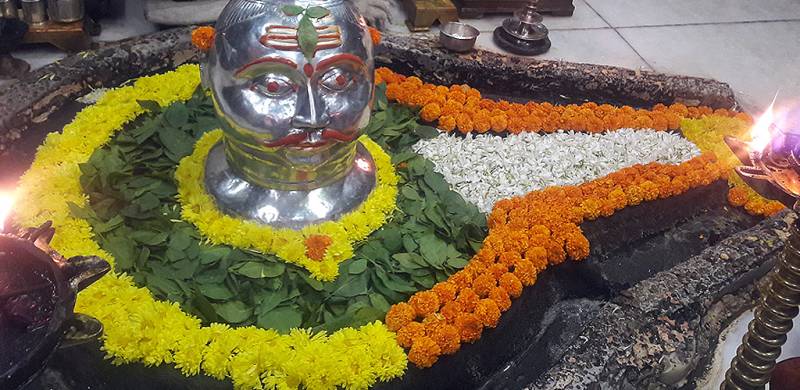 1 Nights 2 Days Shirdi Sai Darshan with Mumbai /triyambakeshwar, Shanishingnapur By Flight Tour