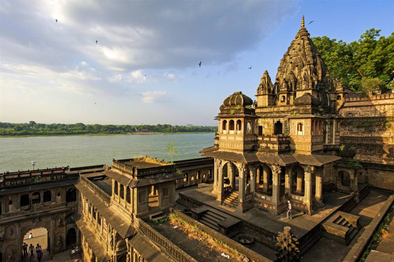 Ujjain - Mahakaaleshwar - Omkareshwar Jyotirlinga Tour Package Image