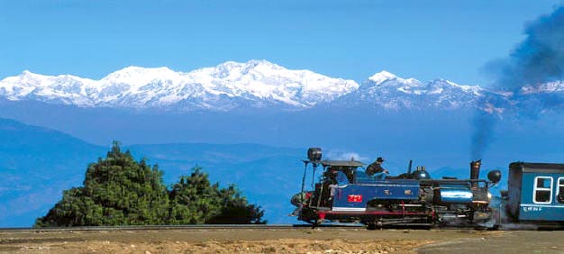 Darjeeling - Kalimpong - Gangtok 7 Nights Tour