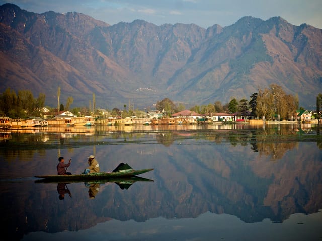 6 Night's & 7 Day's Kashmir Package