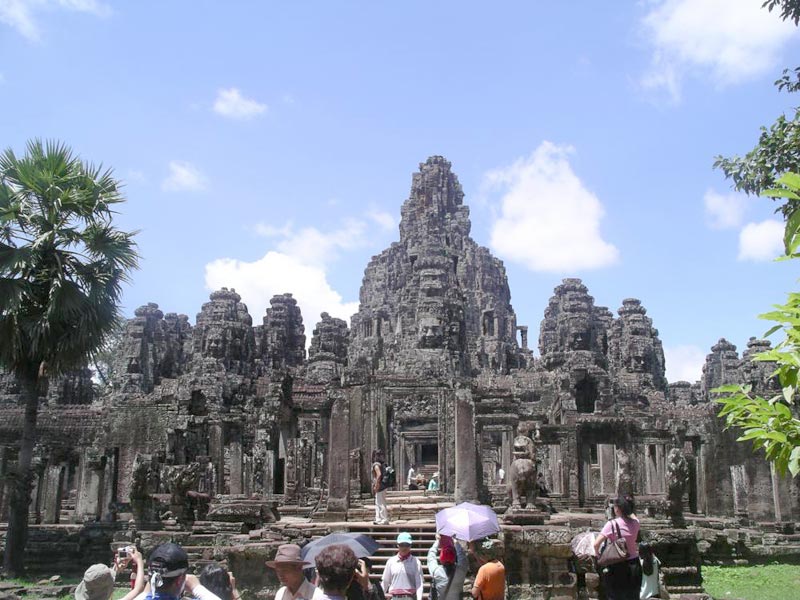 Angkor Weekend Tour 2 Days 1 Night