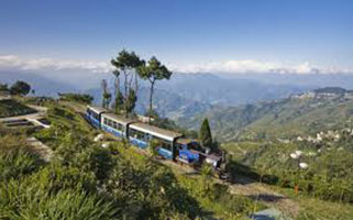 Darjeeling - Pelling - Lachung - Gangtok Tour