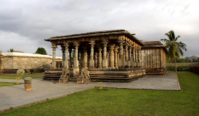Belur - Halebeedu - Shravanabelagola Tour