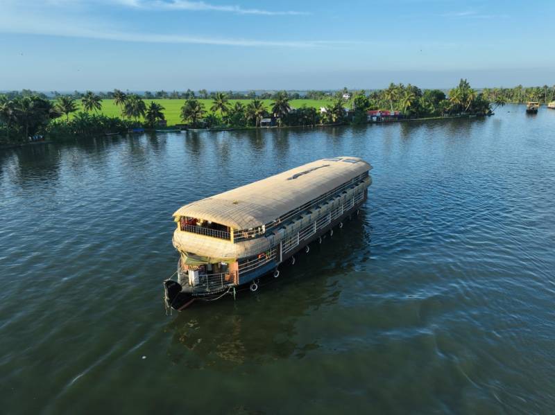 1 Night Stay - Alleppey Boat House Image