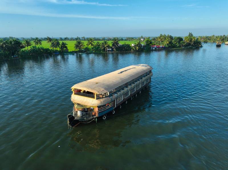 1 Night Stay - Alleppey Boat House