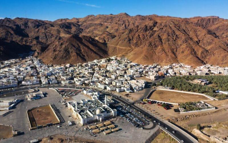 14 Night 15 Days - Umrah package