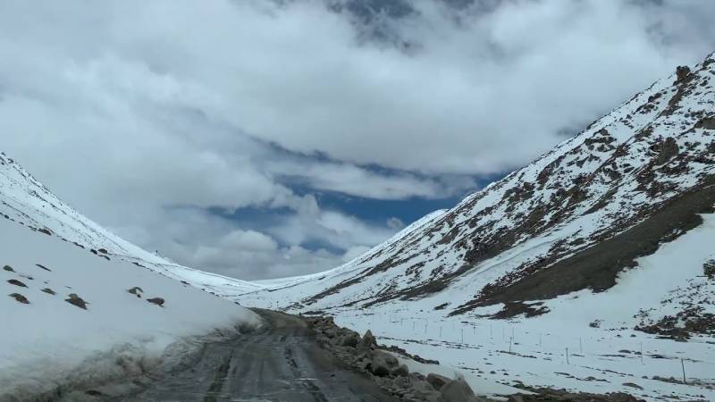 06 Night / 07 Days Leh Nubra Turtuk Pangong Tour Package