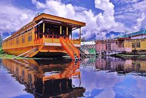 Kashmir House Boat Tour Package