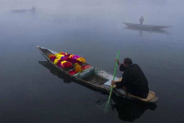 Luxury Kashmir Honeymoon Package