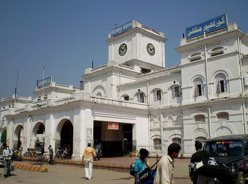 Lucknow - Gorakhpur Tour