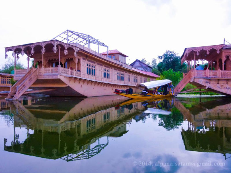 Houseboat in Srinagar, Nagin Lake