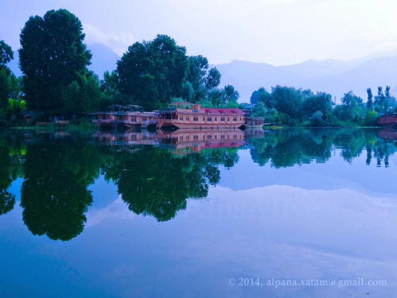 Houseboat in Srinagar, Nagin Lake