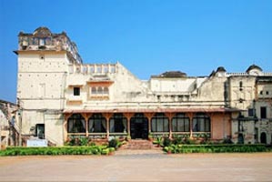 Jabalpur - Amarkantak - Bandhavgarh - Khajuraho - Maihar - Jabalpur Tour