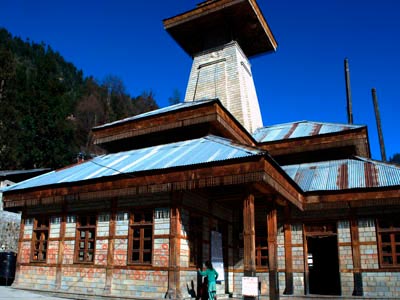 Unforgettable Group Package of Dazzling Manali Himachal Pradesh