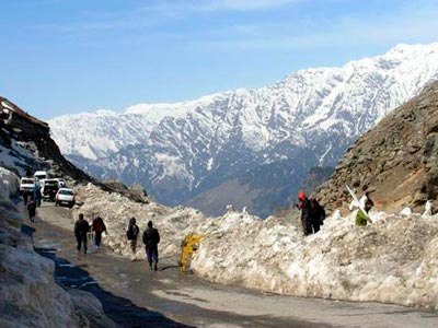Unforgettable Group Package of Dazzling Manali Himachal Pradesh