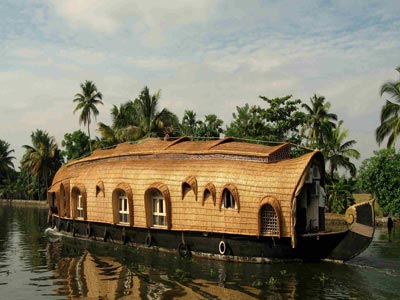 Mini Kerala Family Tour Of Cochin With Munnar And Thekkady